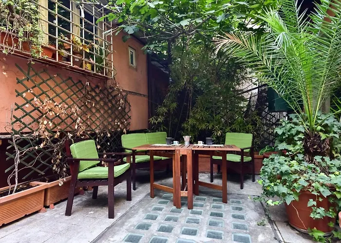 Monti Secret Garden